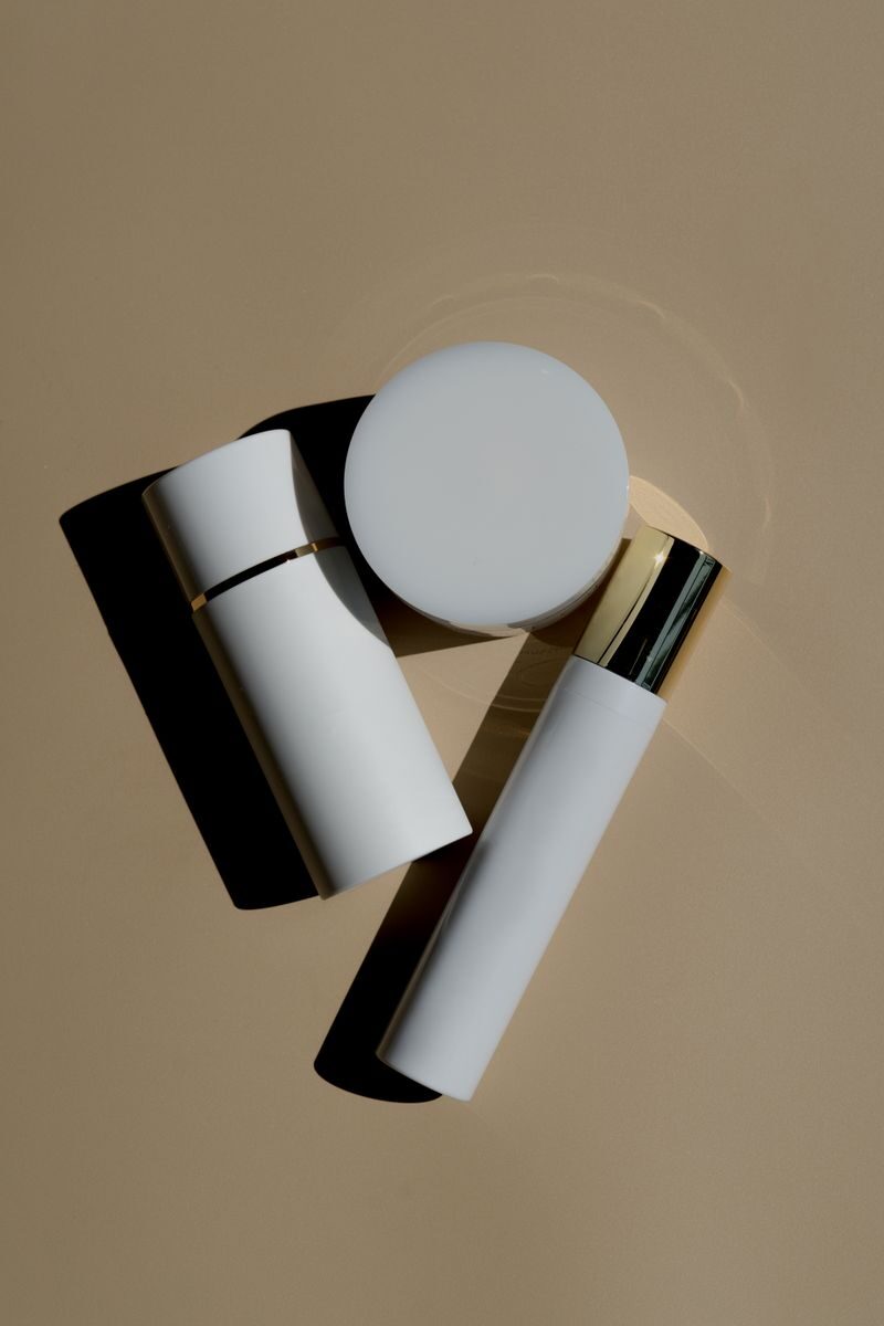 Artículos que pueden producir daños por productos cosméticos peluquería